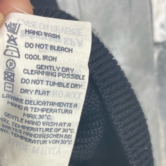 EMPORIO ARMANI Black Merino Wool Long Sleeve Sweater Size Large - Picture 5 of 8